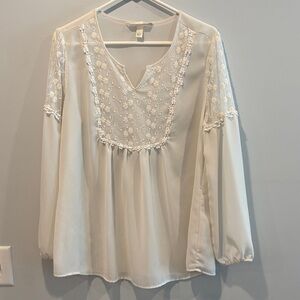 Krazy Kat Elegant Cream Blouse with Lace